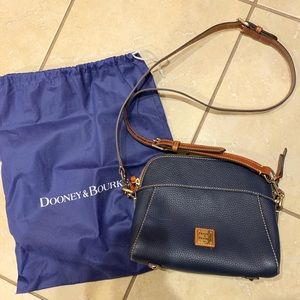 Dooney & Bourke Crossbody / Shoulder Bag